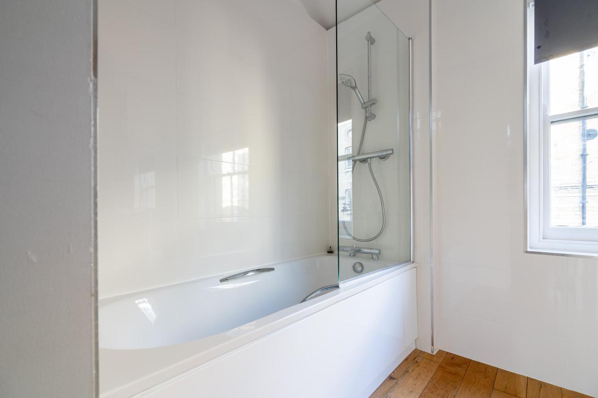 The Deluxe Barbican Duplex Лондон Экстерьер фото